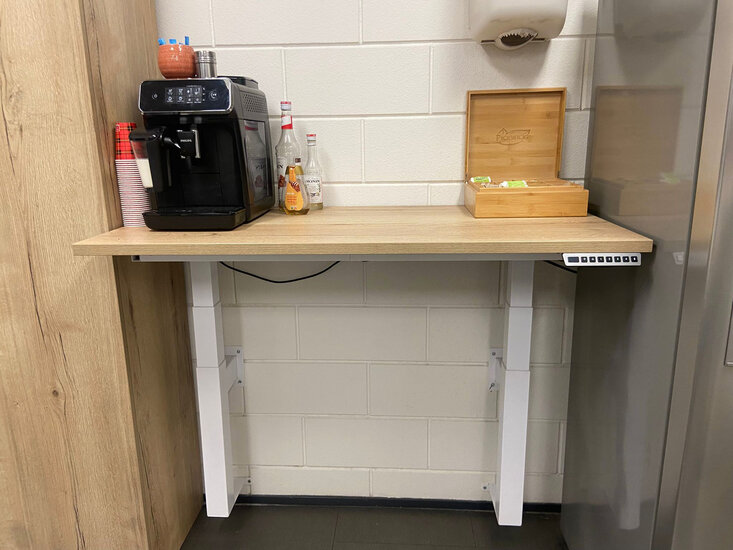 WallDesk Duo | Wand Höhenverstellbarer Tisch Elektrisch | Worktrainer